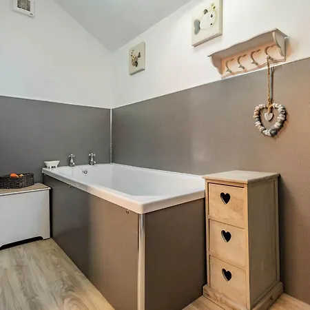 2 Bed In Gosforth Sz233 Vakantiehuis *